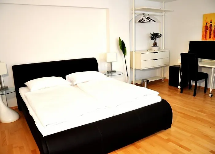 Vox Design Self Check In 3* Viena