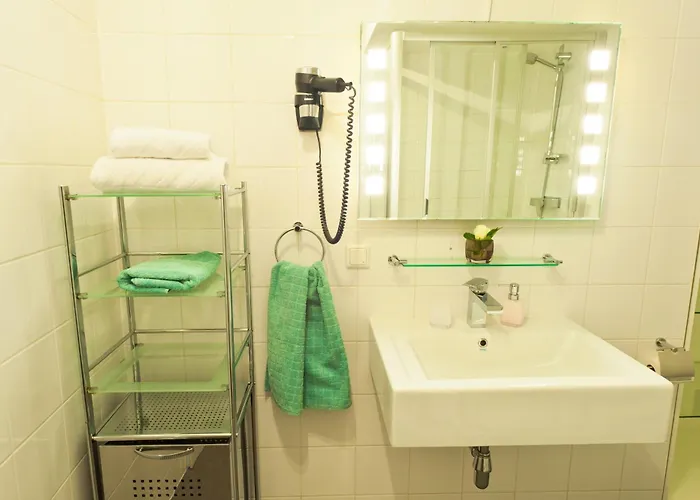 Vox Design Self Check In Hotel Viena